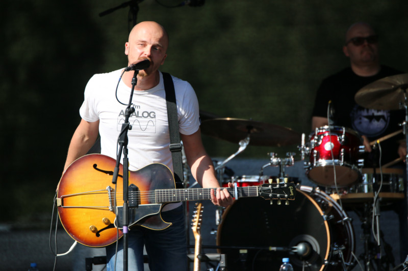 Frankin Parantola esiintyy Almuklubilla soolomuodossa