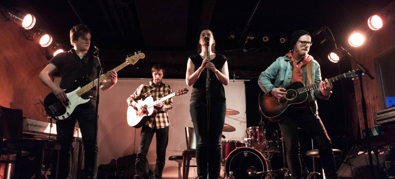 Tamperelainen Vakavalta soittaa klo 23:30